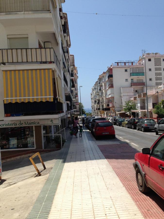 Chez Alison! Central Nerja Apt Exterior foto