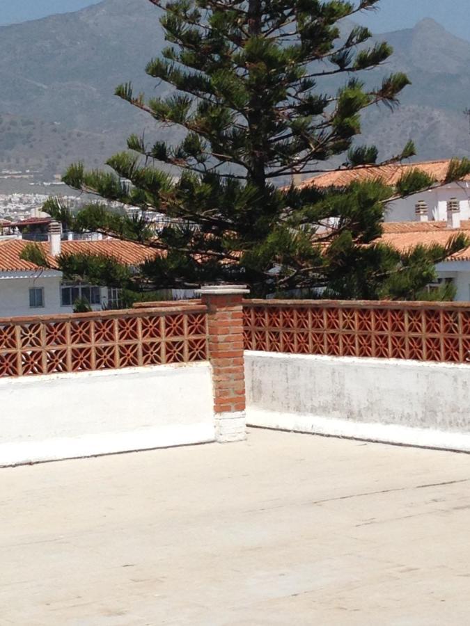 Chez Alison! Central Nerja Apt Exterior foto